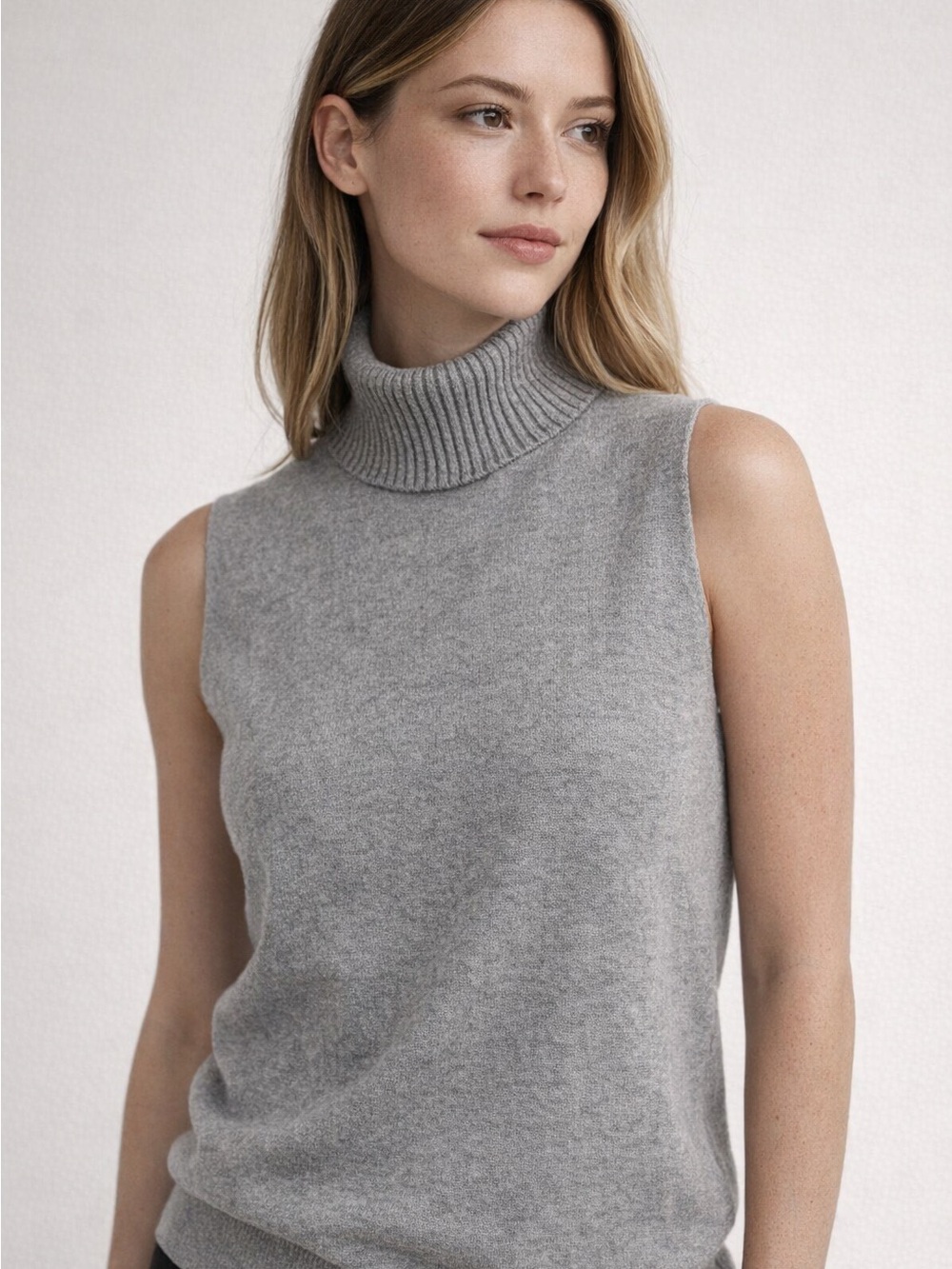 Zara Sleeveless Light Gray Turtleneck Sweater